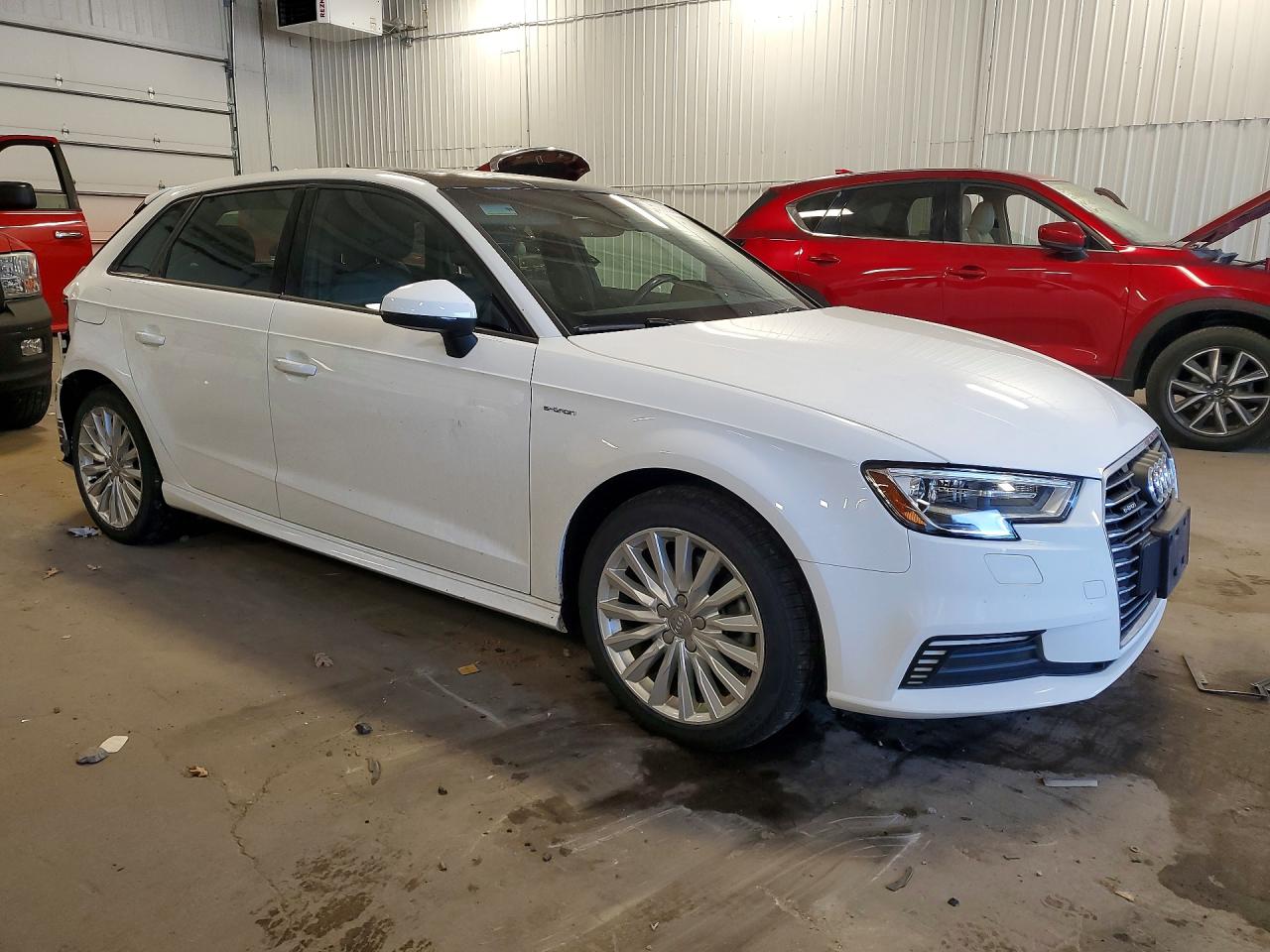 Audi A3 E-tron Premium