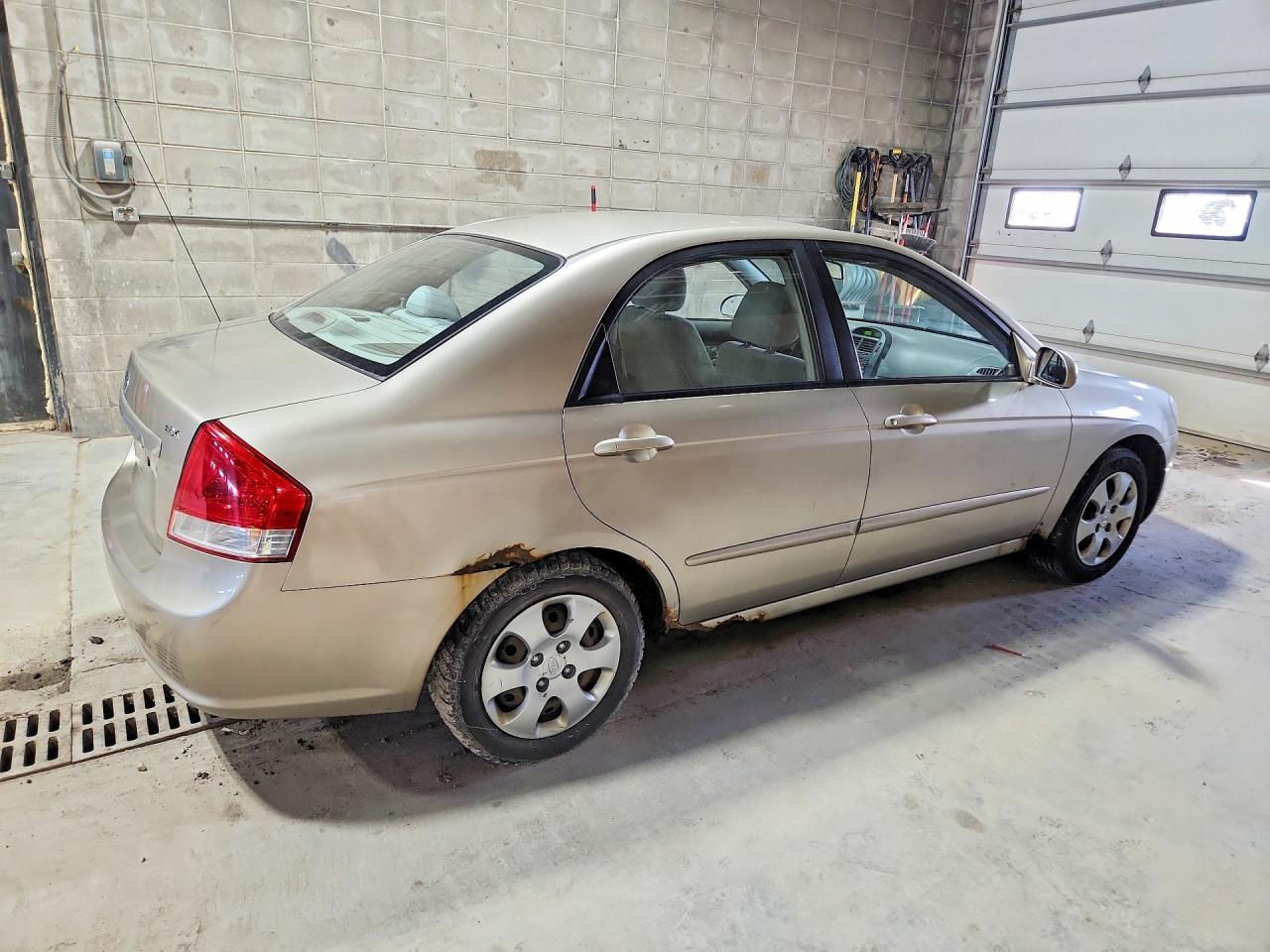 Kia Spectra Lx