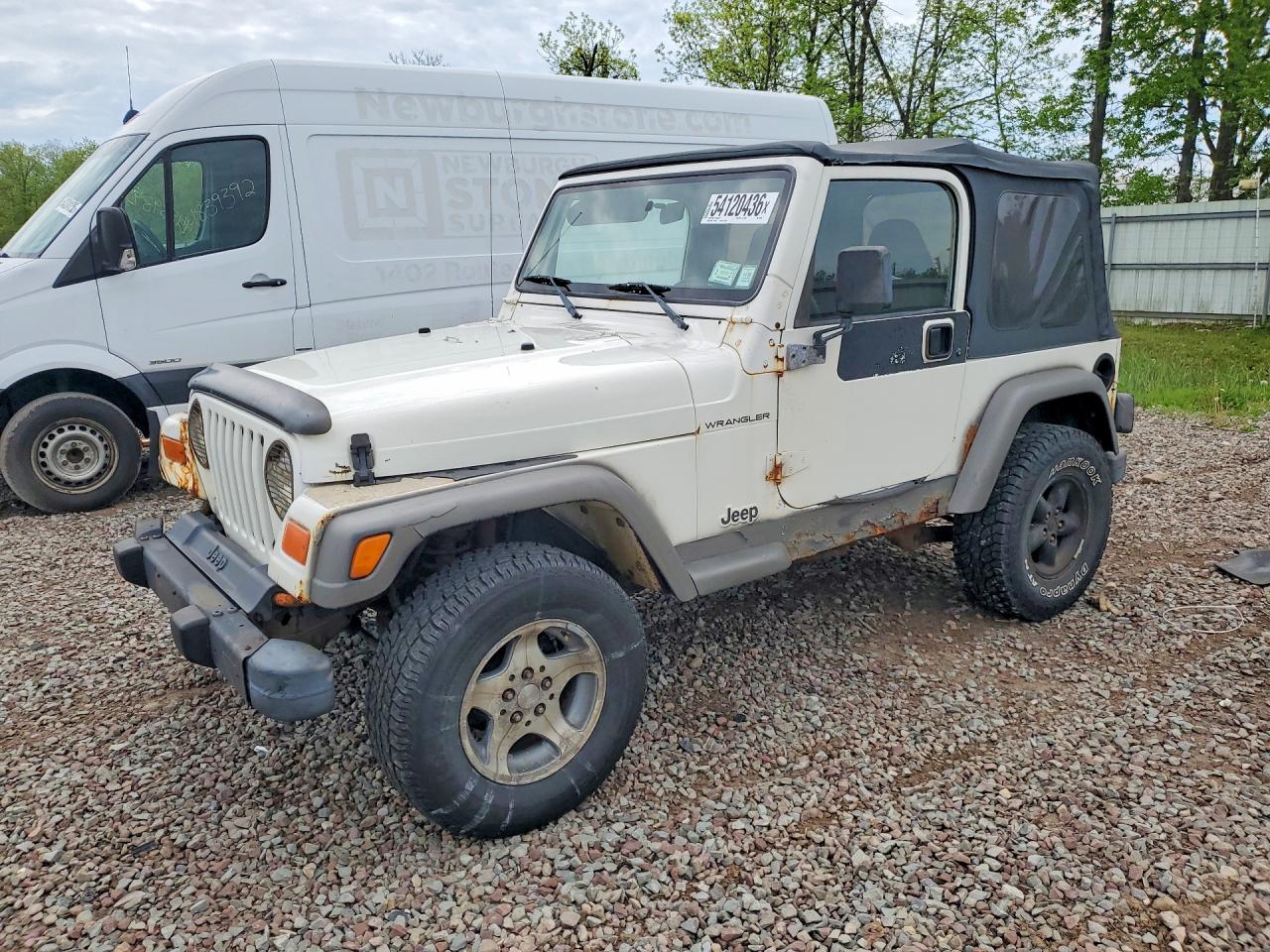 Salvage Jeep Wrangler Image