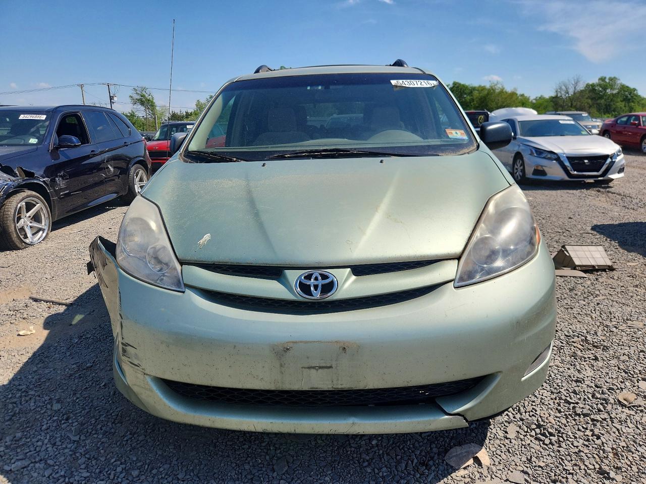 Toyota Sienna Le 7-passenger