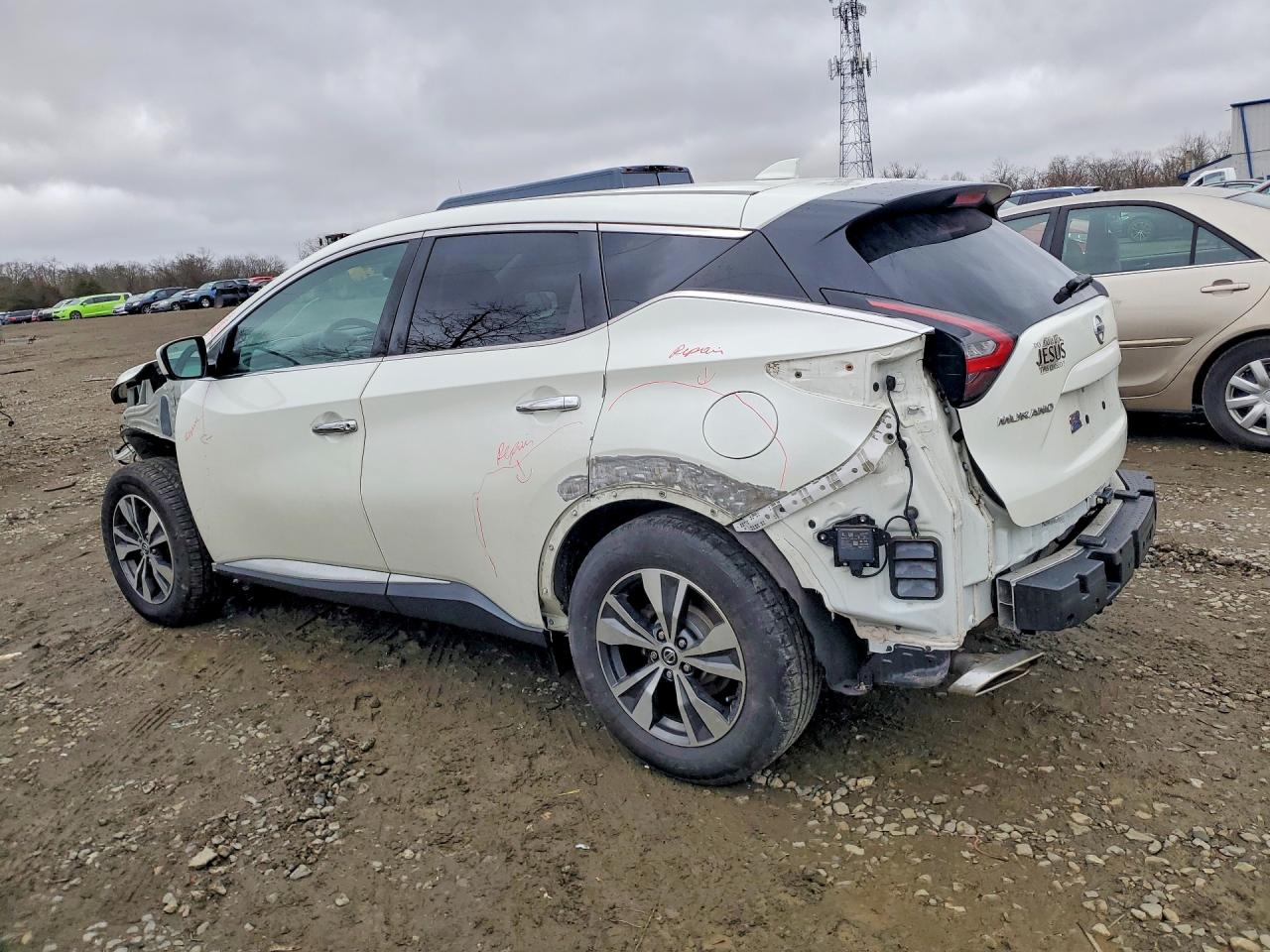 Nissan Murano S