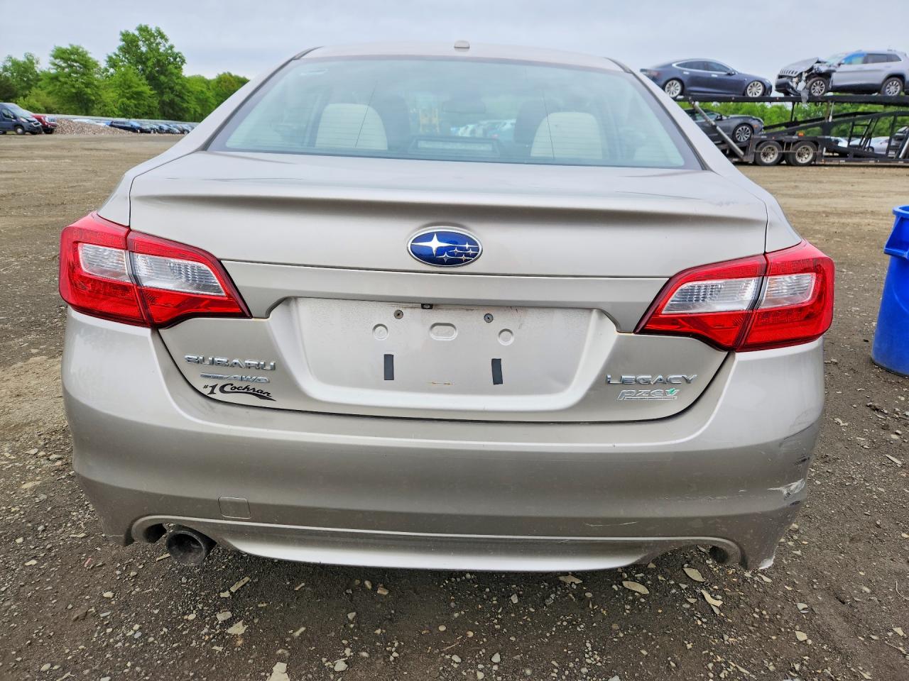 Subaru Legacy 2.5i Premium