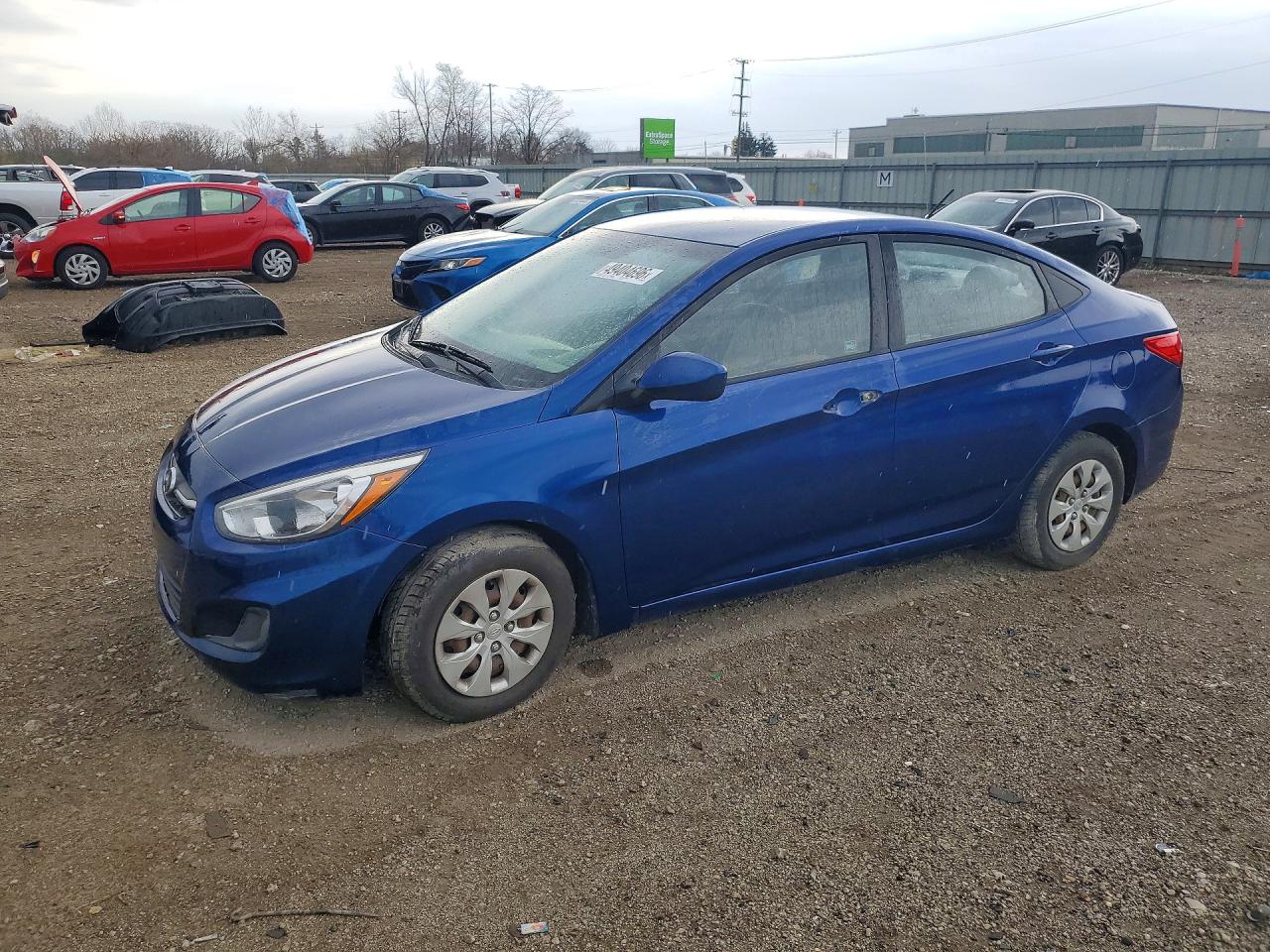 Salvage Hyundai ACCENT Image