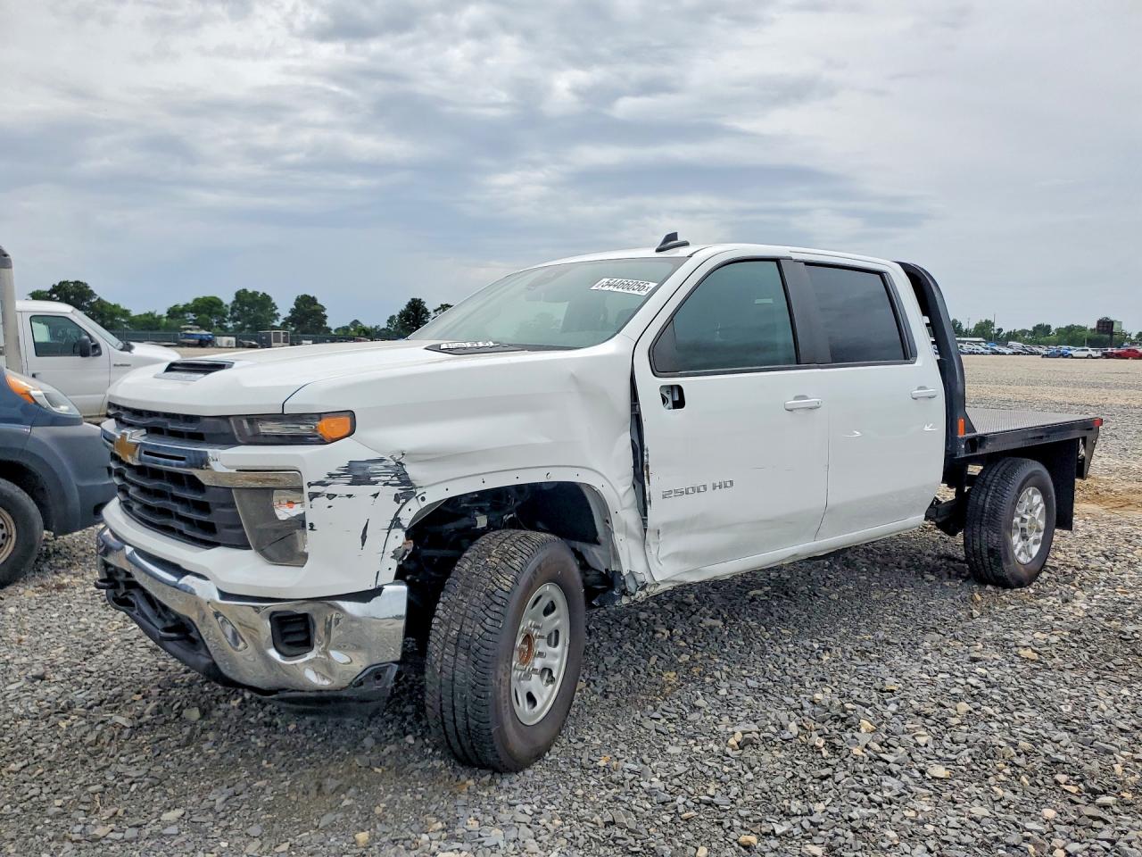Salvage Chevrolet Silverado Image
