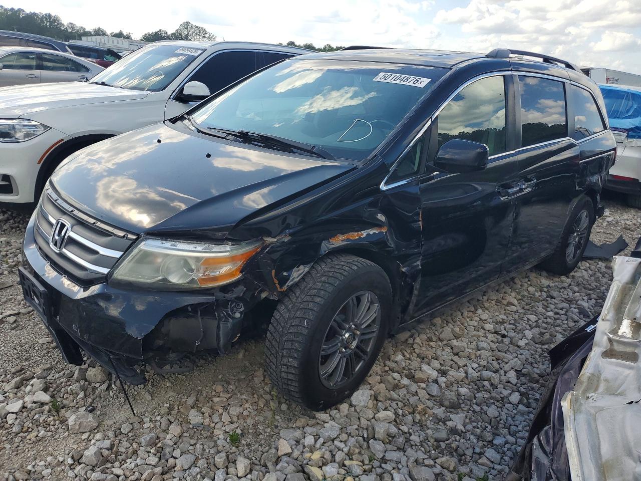 Salvage Honda Odyssey Image