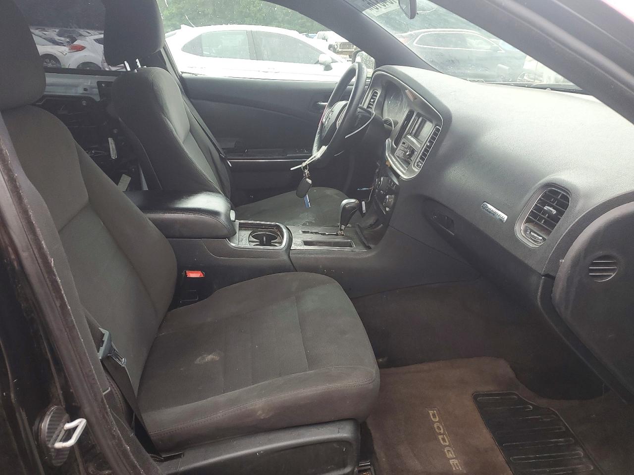 Dodge Charger Se