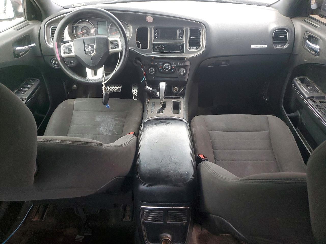 Dodge Charger Se