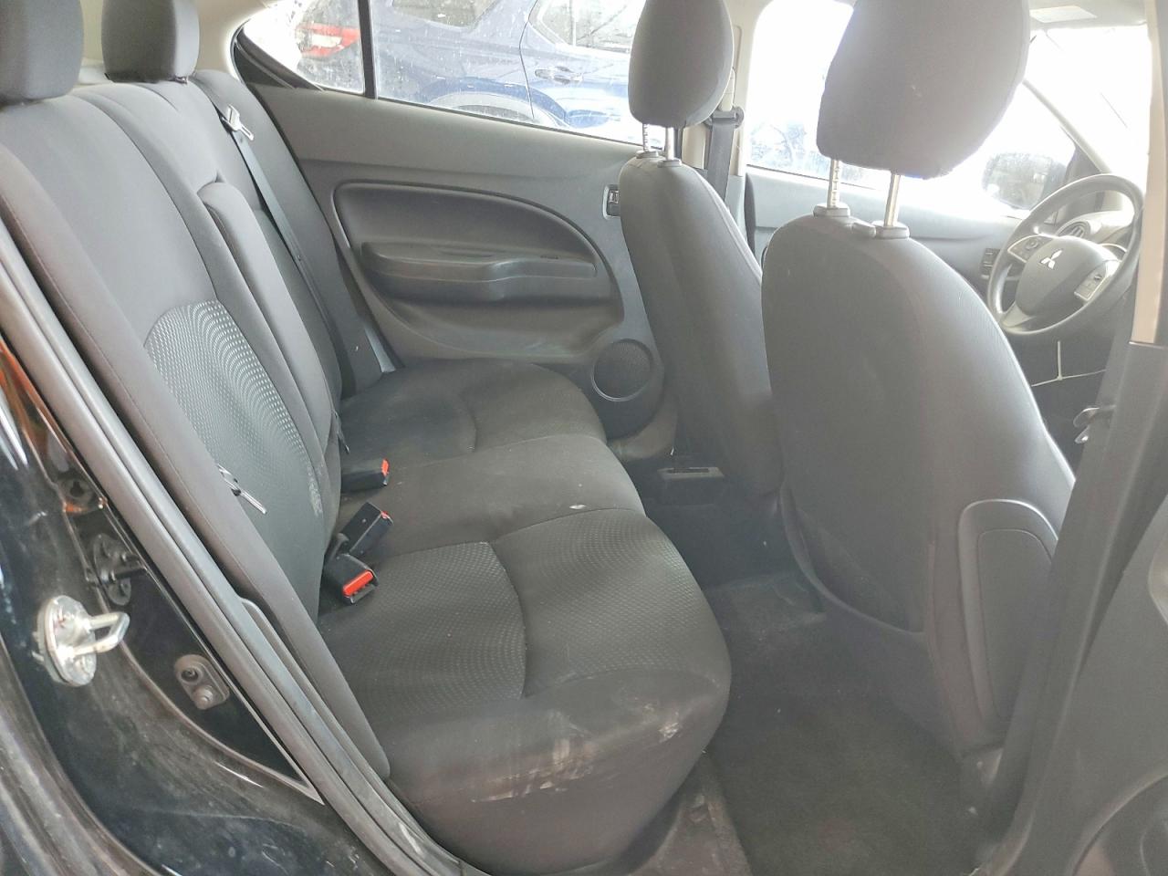 Mitsubishi Mirage G4 Es