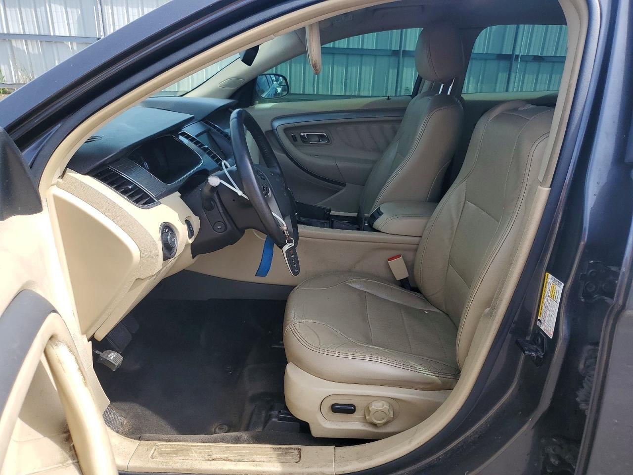 Ford Taurus Sel