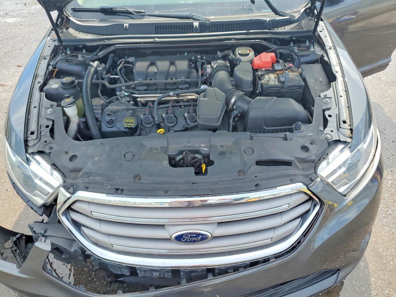 Ford Taurus Sel