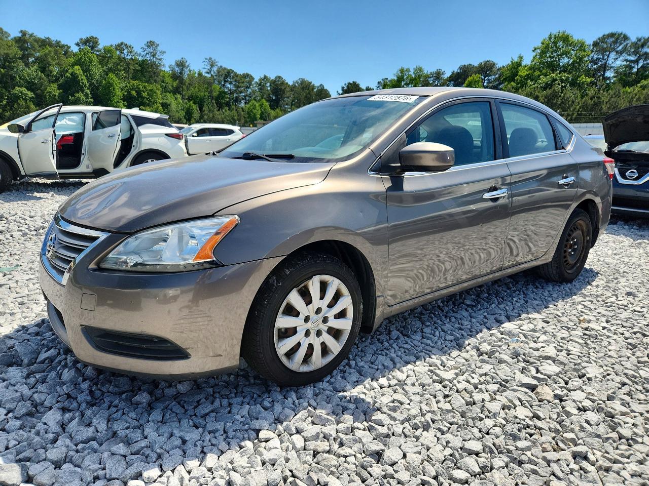 Salvage Nissan Sentra Image