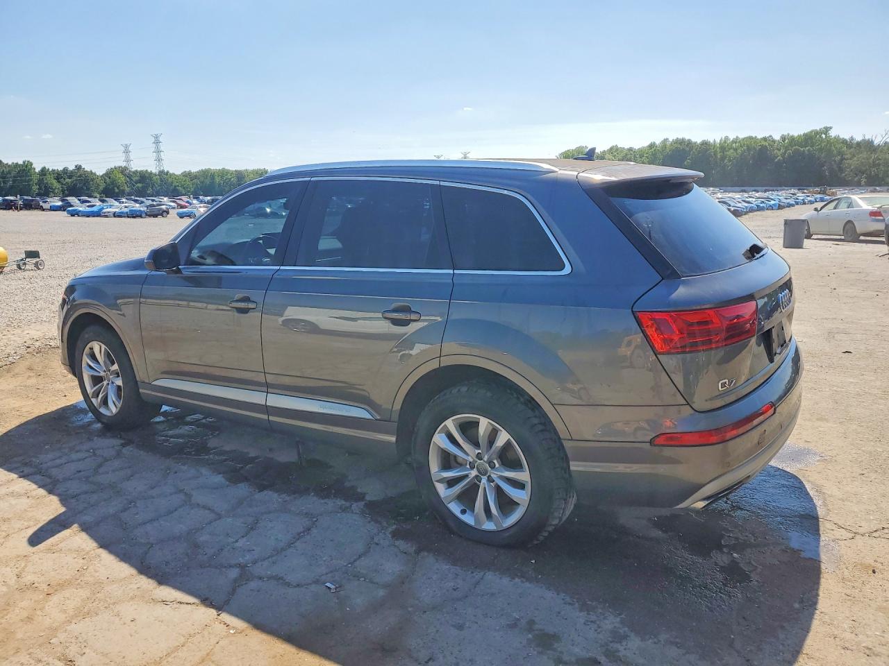 Audi Q7 Premium Plus