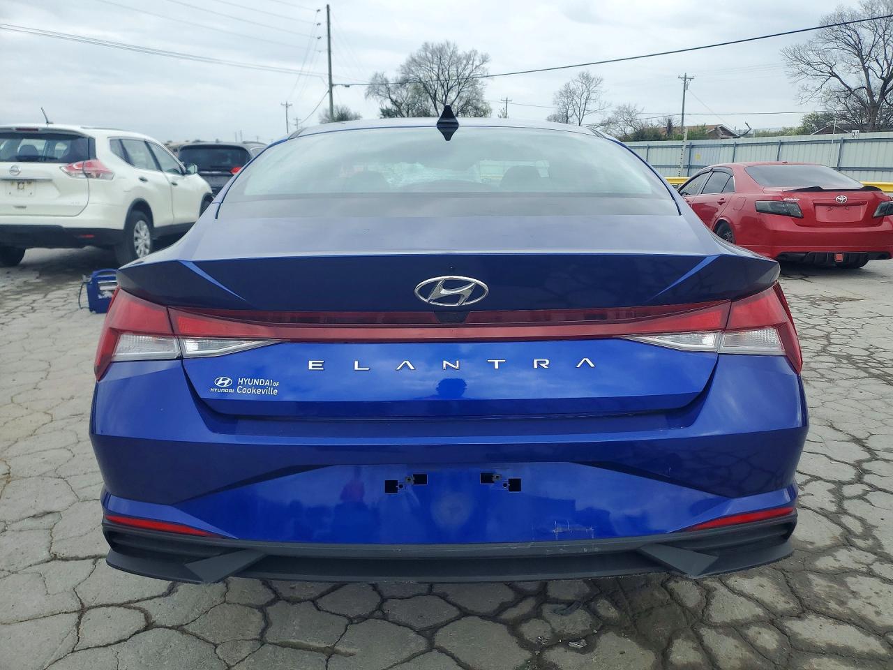 Hyundai ELANTRA Sel