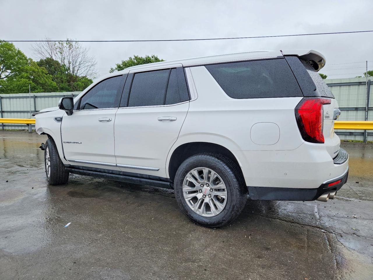 GMC Yukon Denali