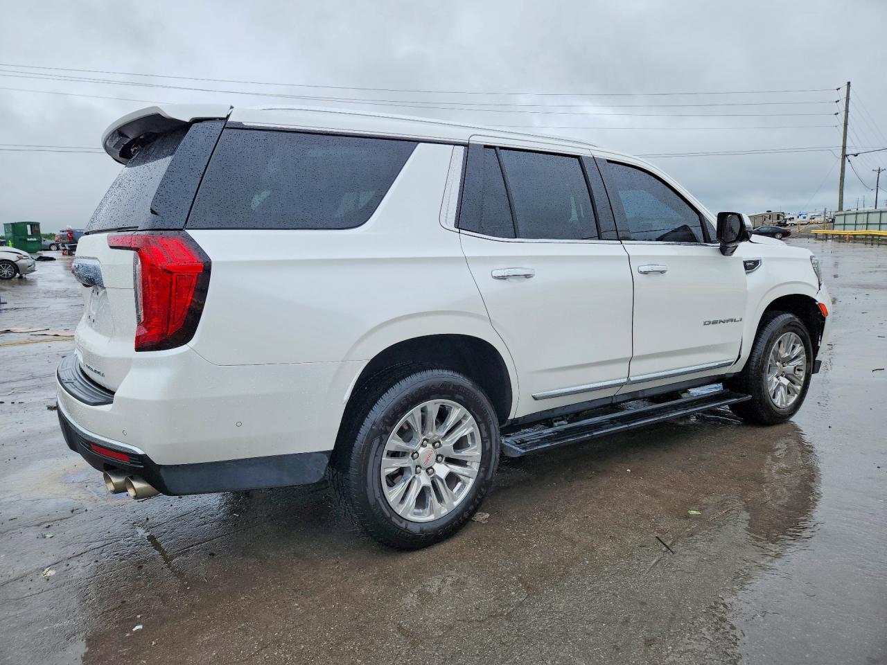 GMC Yukon Denali