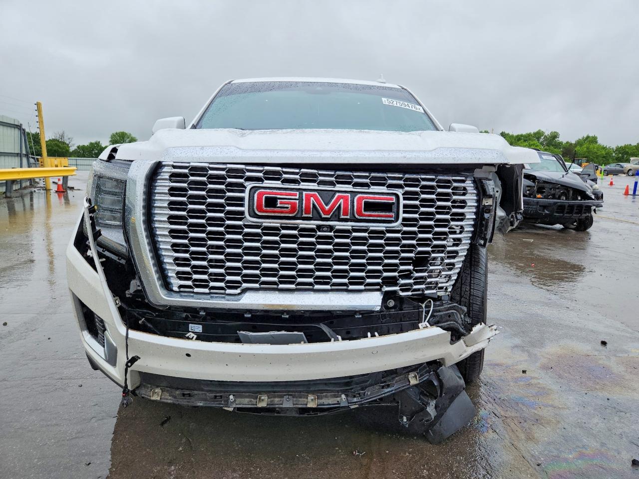 GMC Yukon Denali