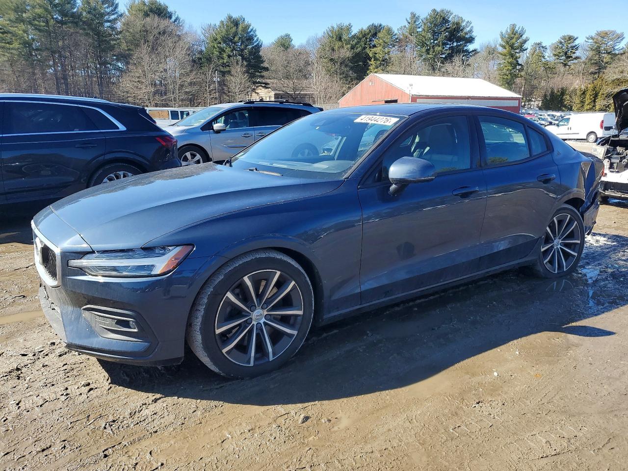Salvage Volvo S60 Image