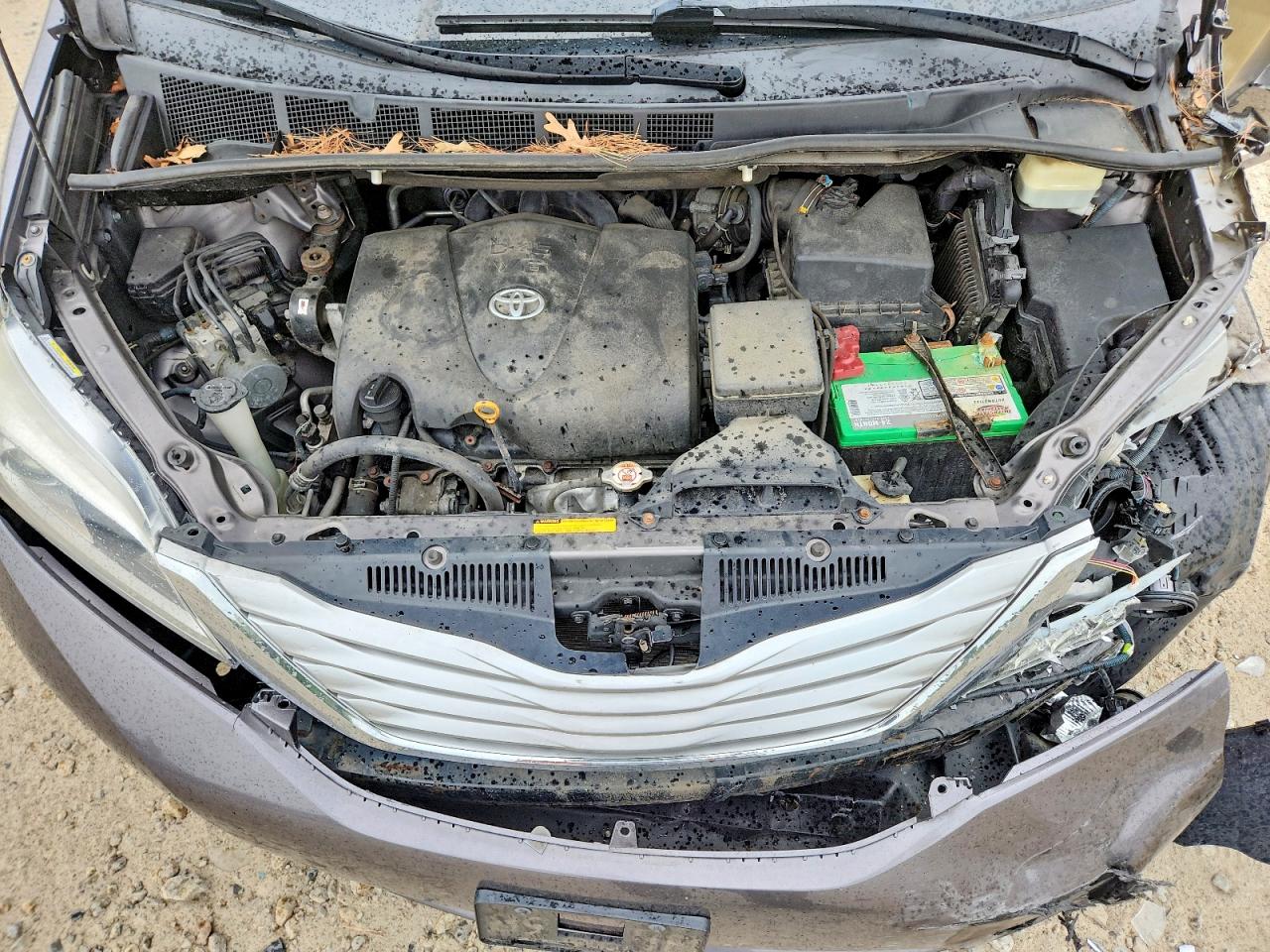 Toyota Sienna Limited Premium 7-passenger
