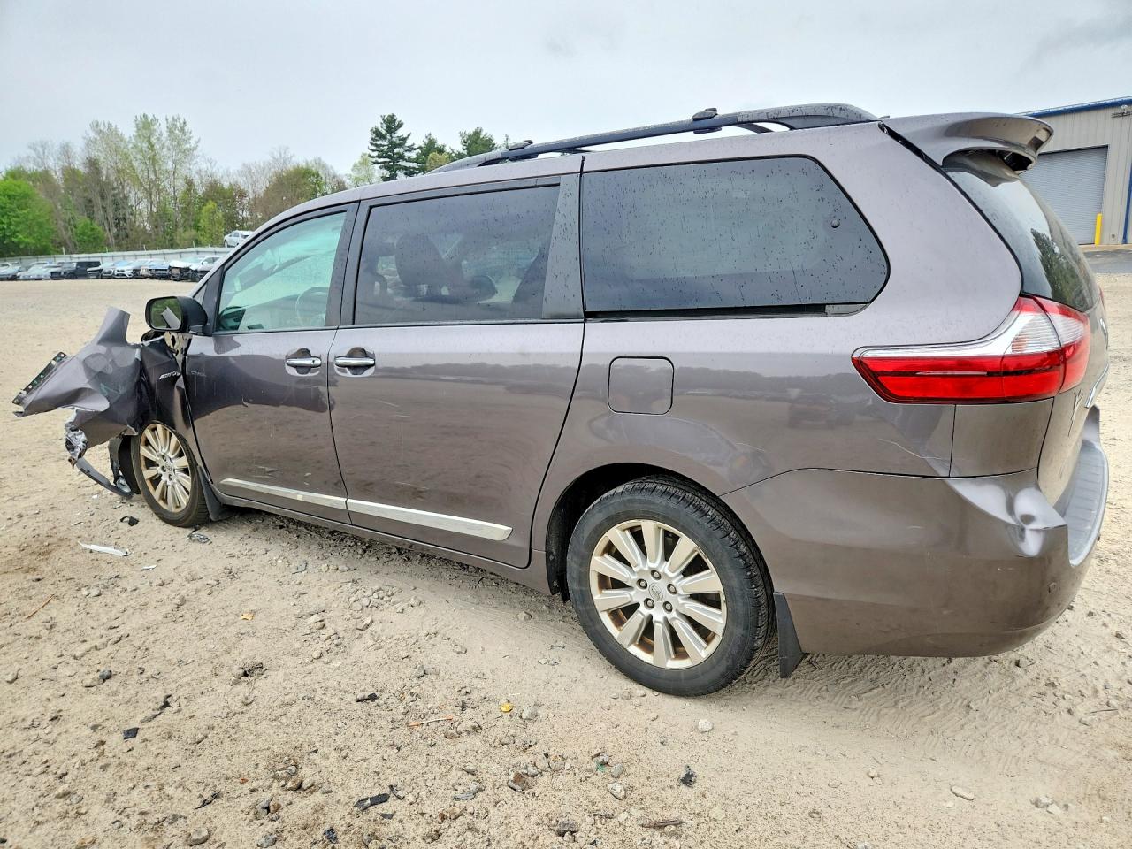 Toyota Sienna Limited Premium 7-passenger