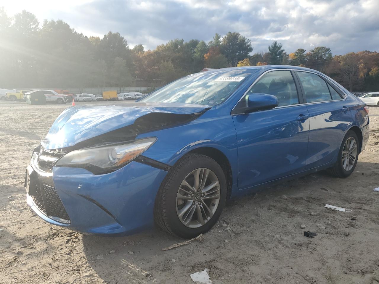 Salvage Toyota Camry Image