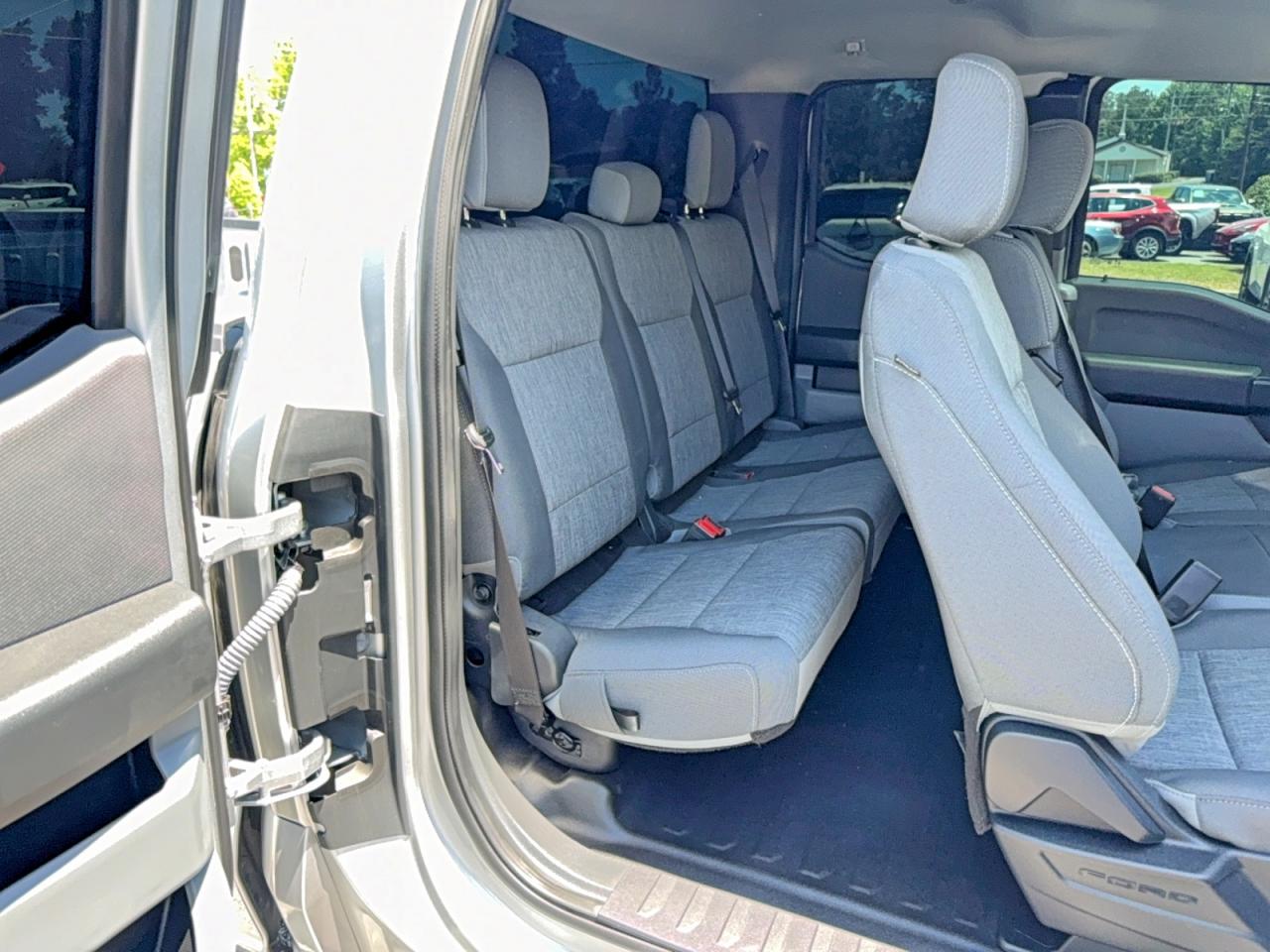 Ford F-150 Super Cab