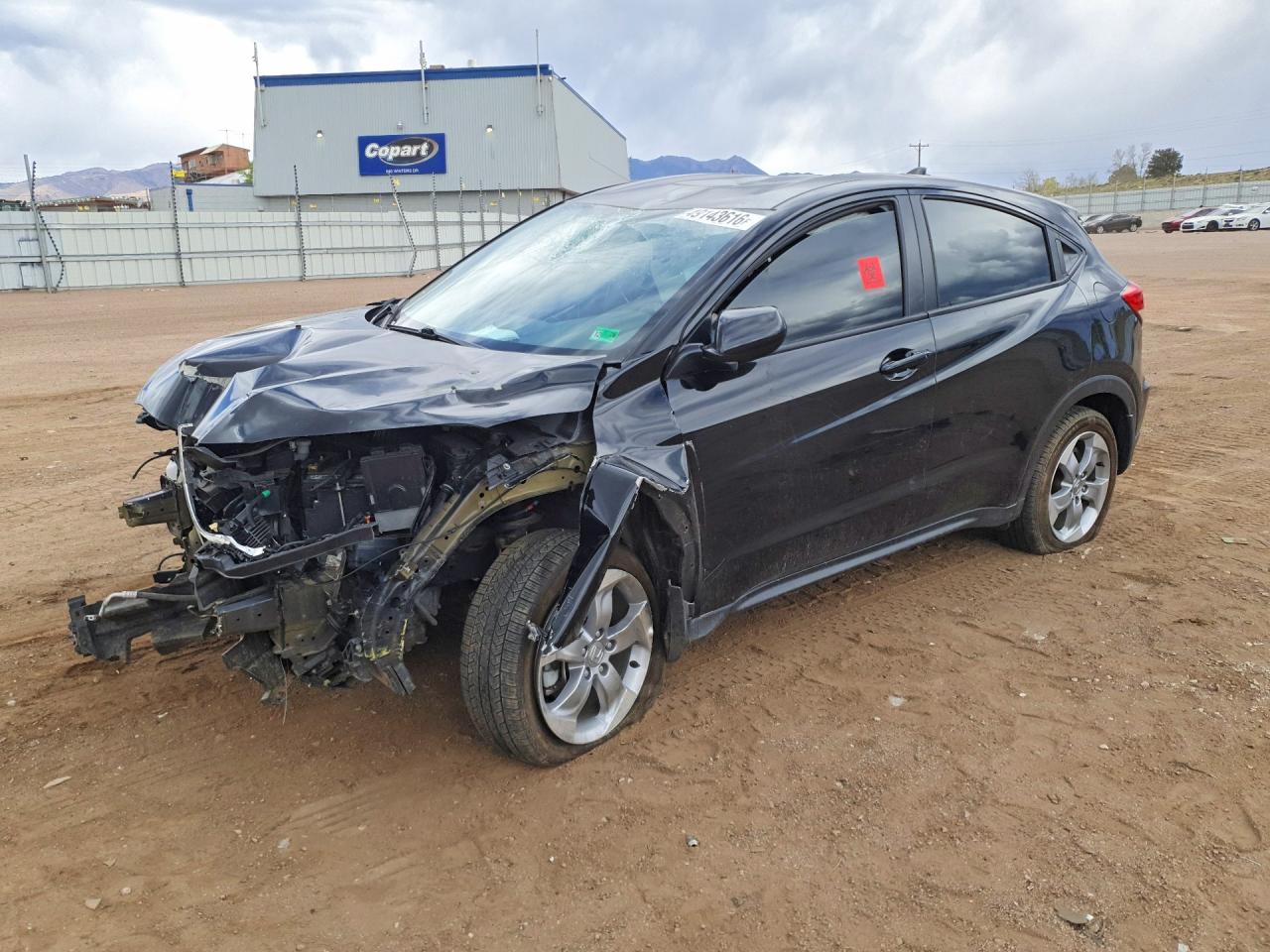 Salvage Honda HR-V Image