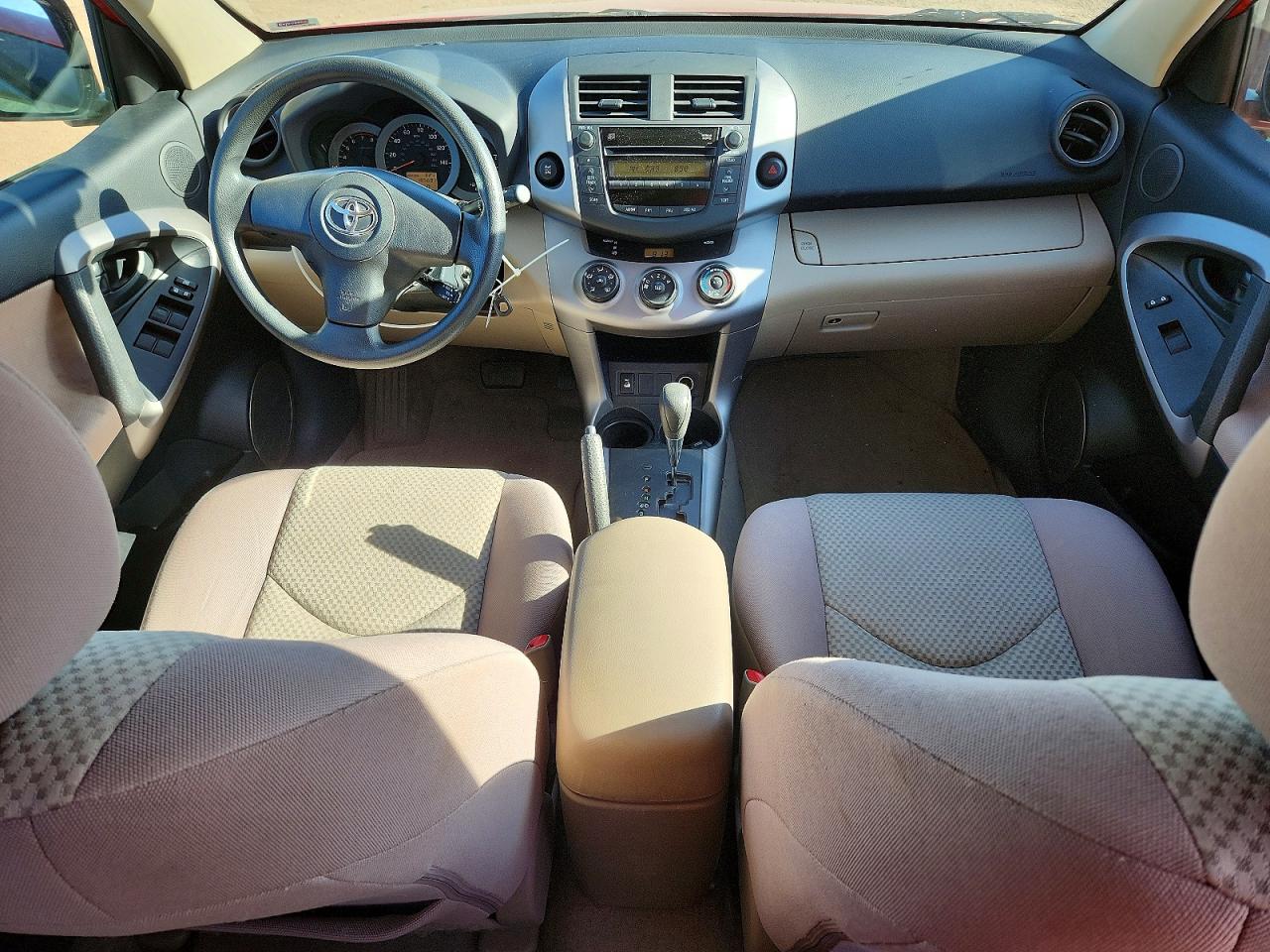 Toyota RAV4 Base