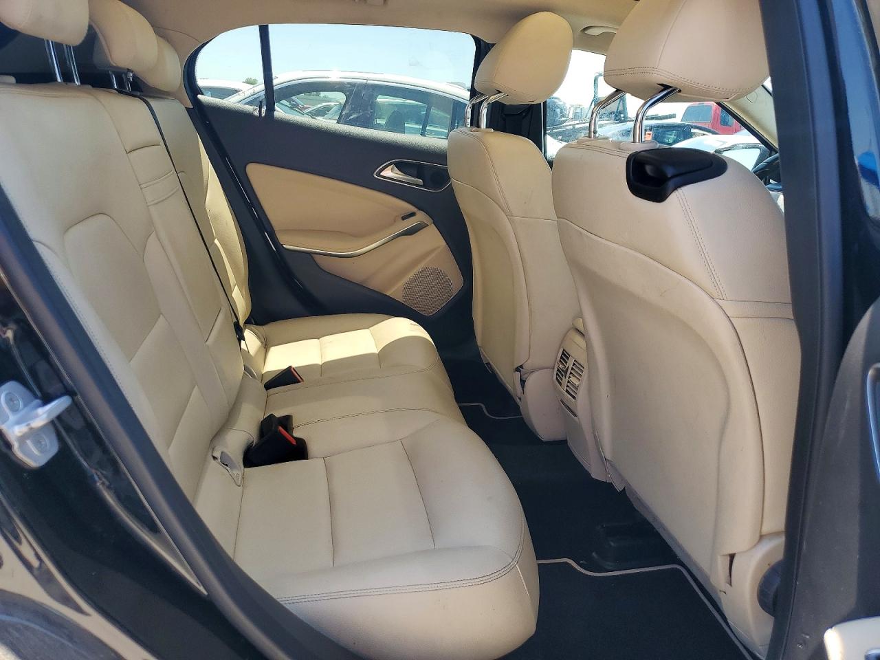 Mercedes-Benz GLA 250 4matic