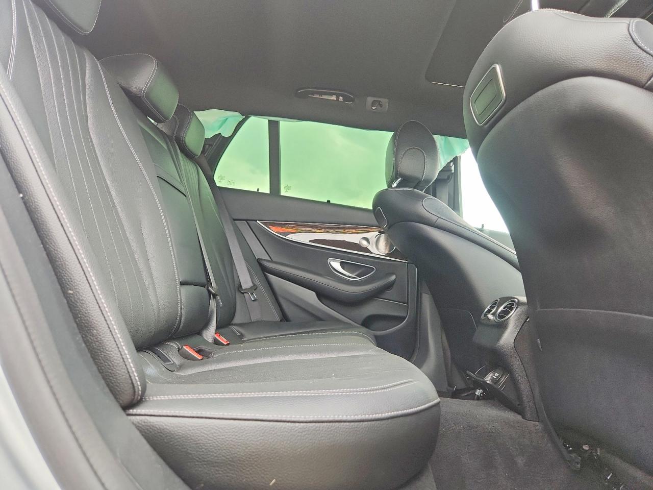 Mercedes-Benz E-Class 400 4matic