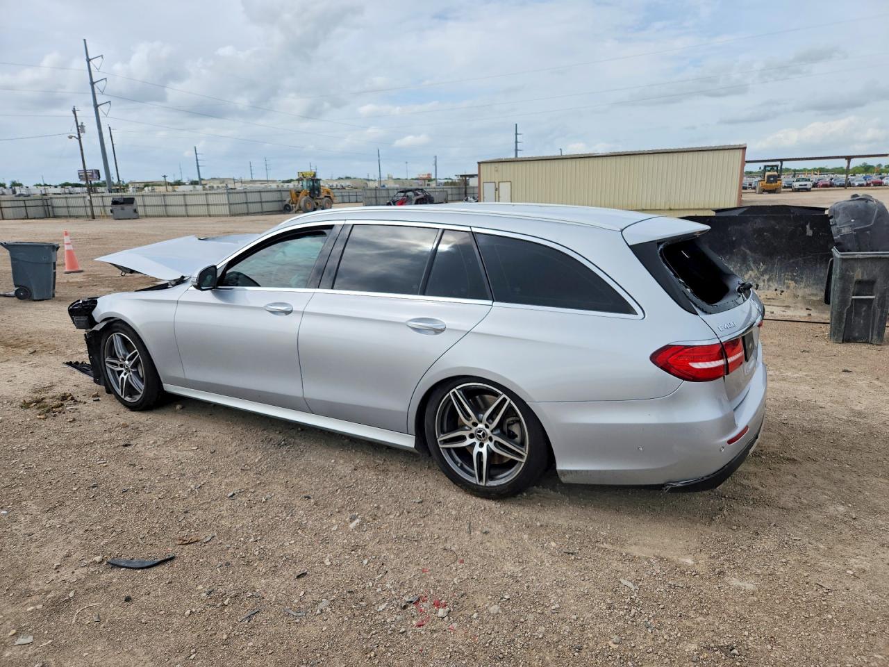 Mercedes-Benz E-Class 400 4matic