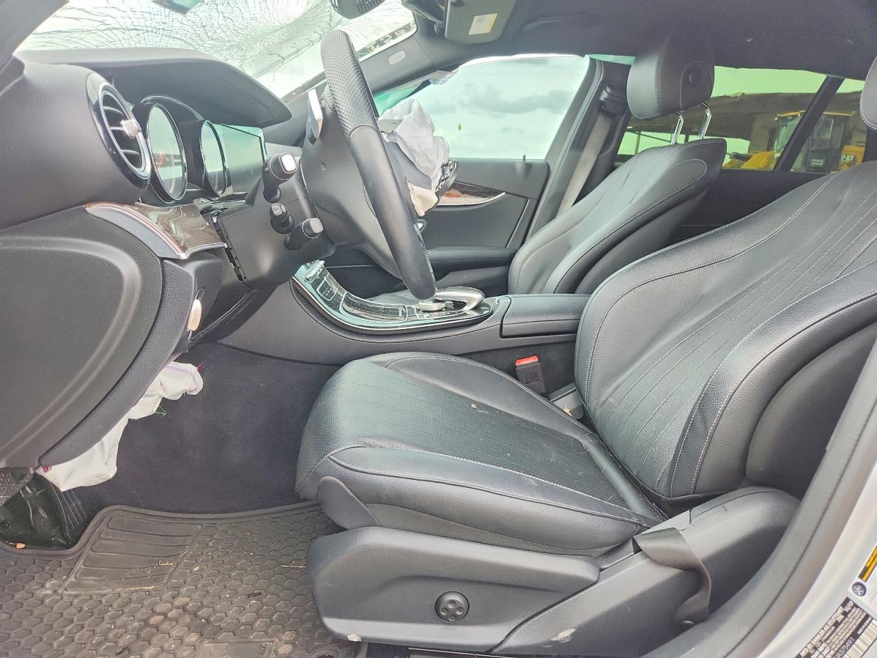 Mercedes-Benz E-Class 400 4matic