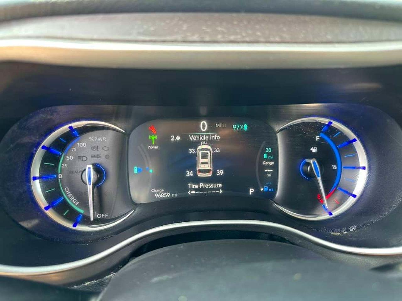 Chrysler Pacifica Hybrid Touring L