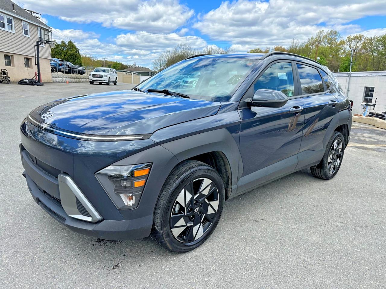 Salvage Hyundai KONA Image
