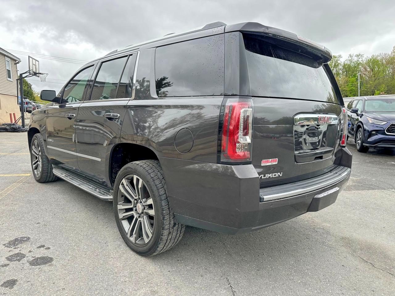 GMC Yukon Denali