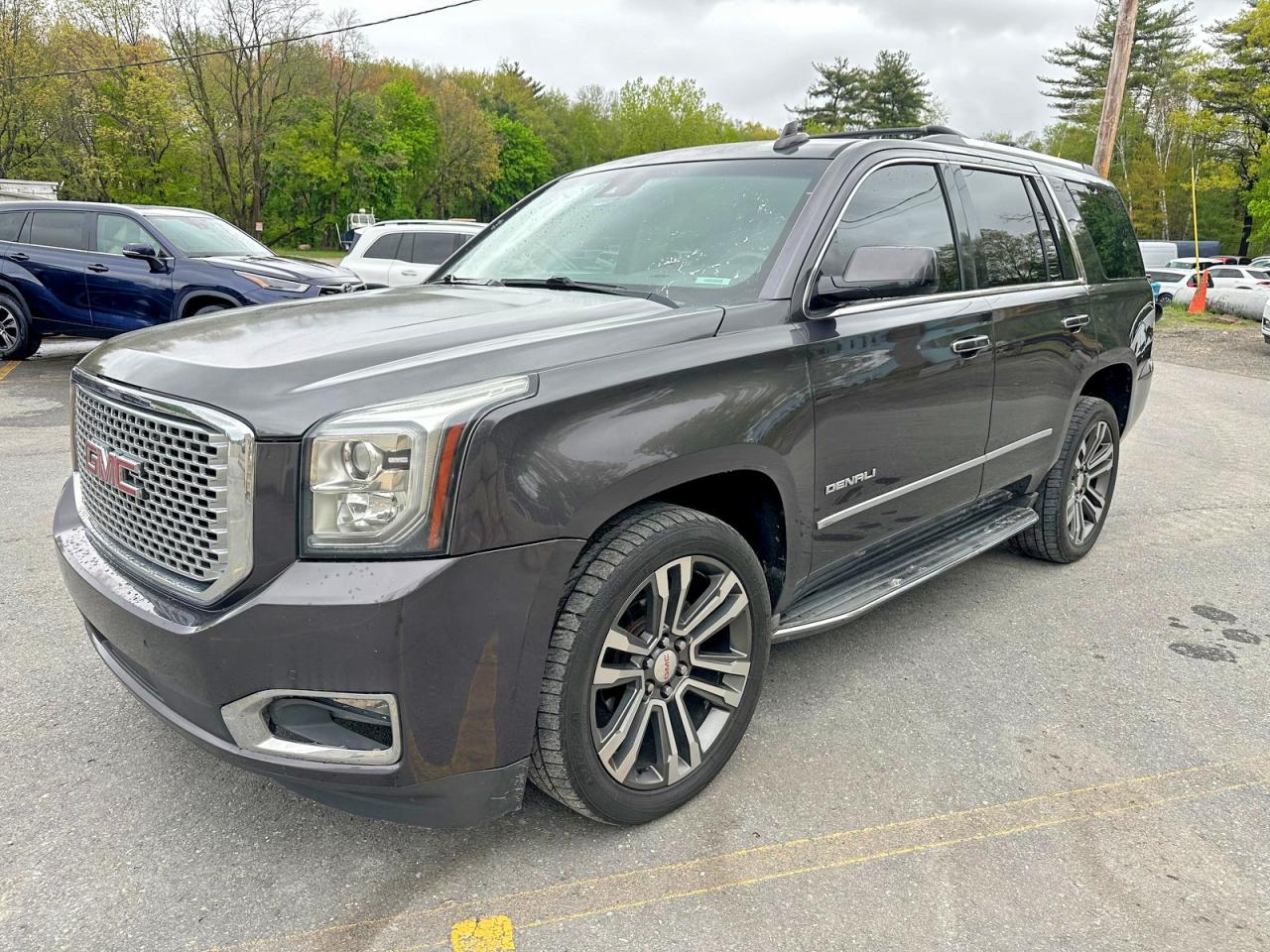 GMC Yukon Denali