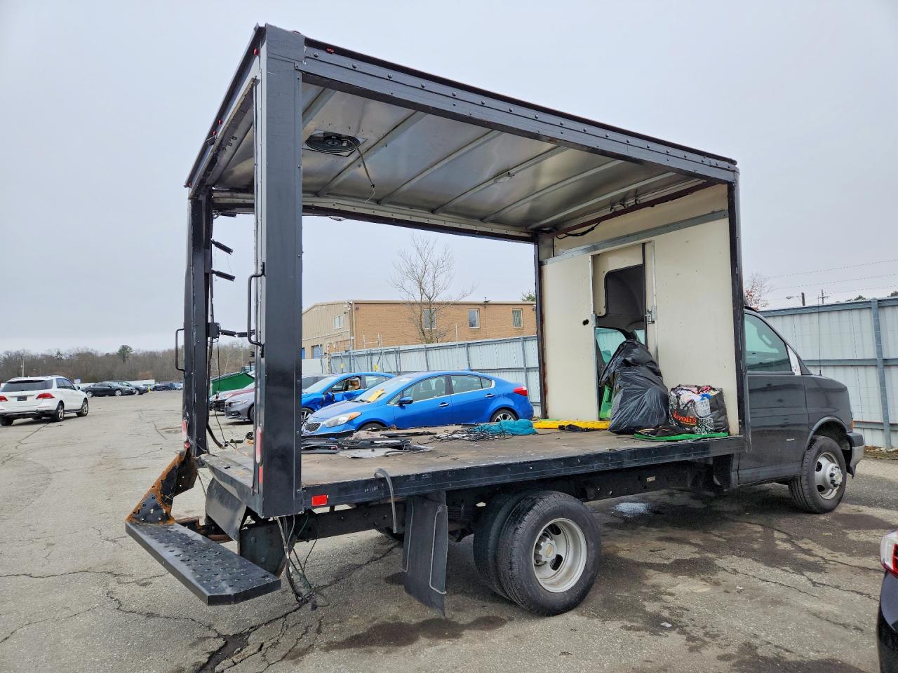 Chevrolet Express Ls