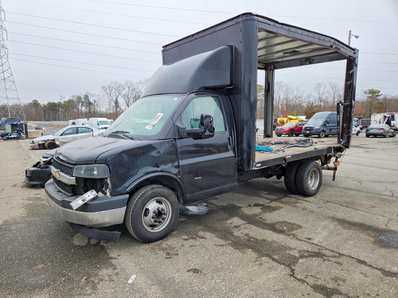 Salvage Chevrolet Express Image