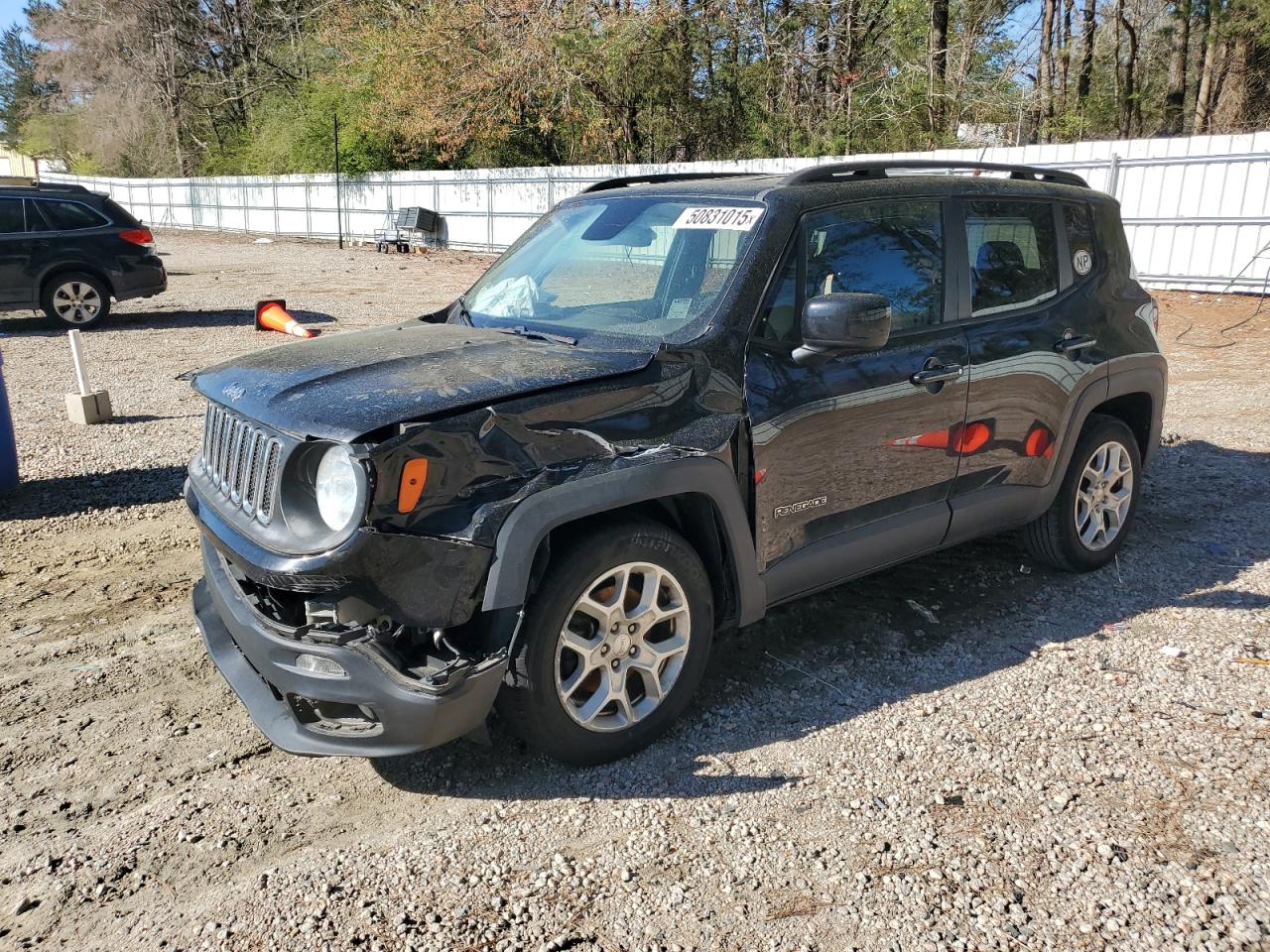 Salvage Jeep Renegade Image