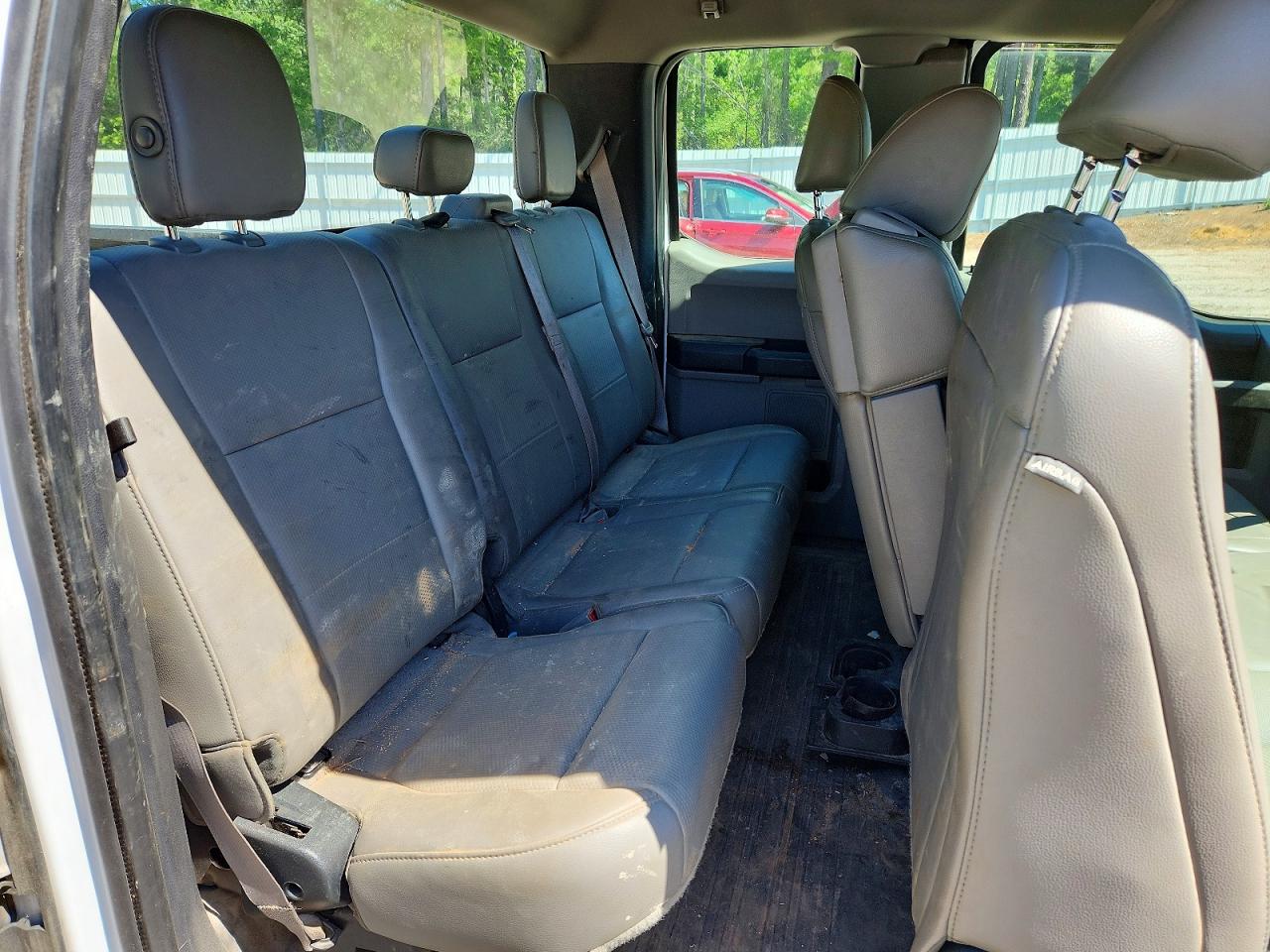 Ford F-150 Super Cab