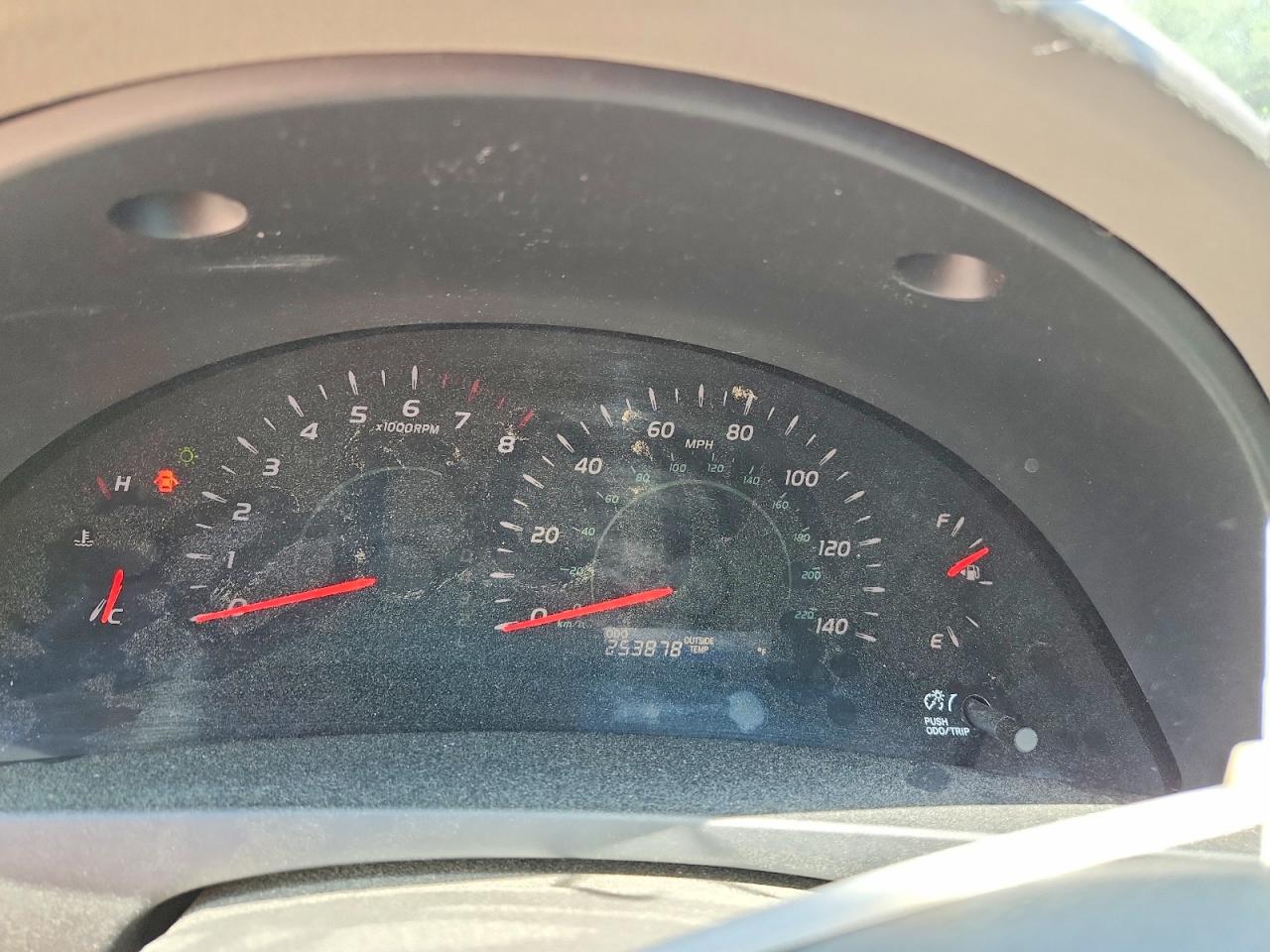 Toyota Camry Le