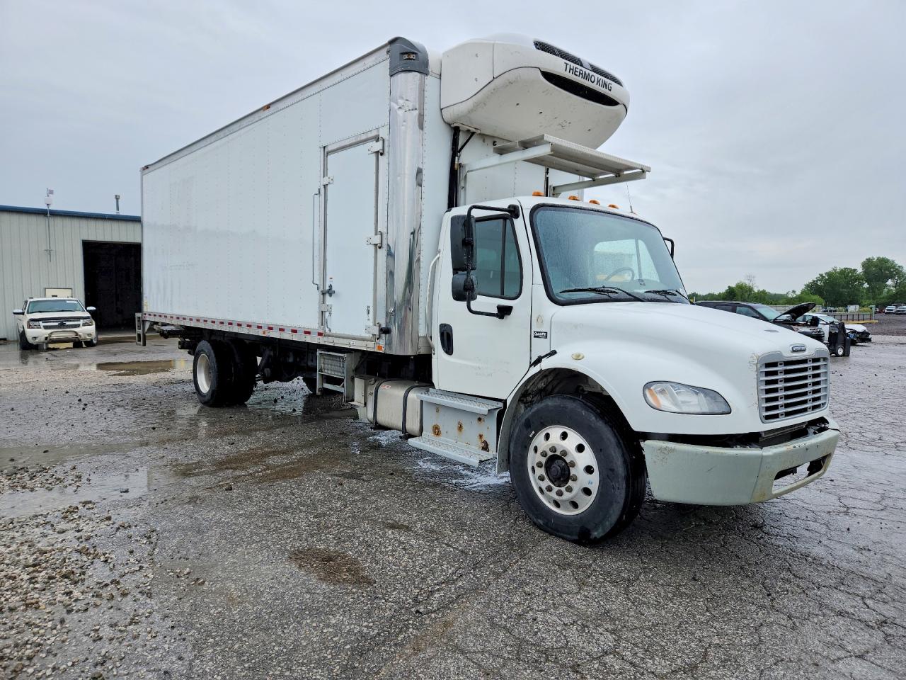 Freigliner M2 106 Medium Duty