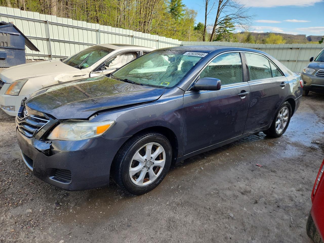 Salvage Toyota Camry Image