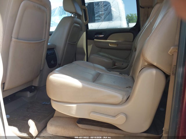 Chevrolet Suburban 1500 Lt