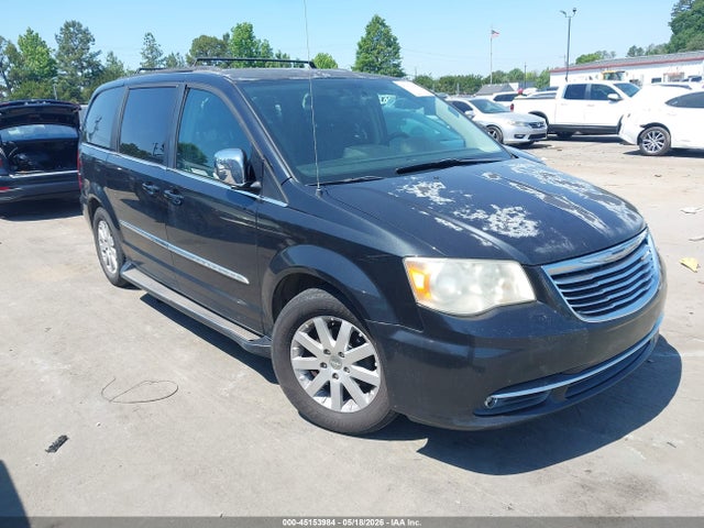 Salvage Chrysler Town & Country Image