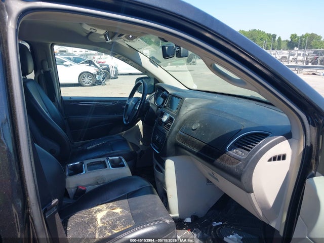 Chrysler Town & Country Touring-l