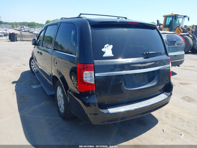 Chrysler Town & Country Touring-l