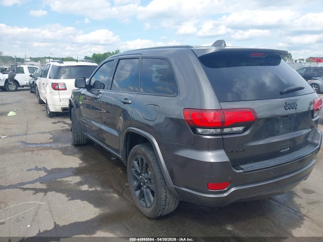 Jeep Grand Cherokee Altitude 4x4