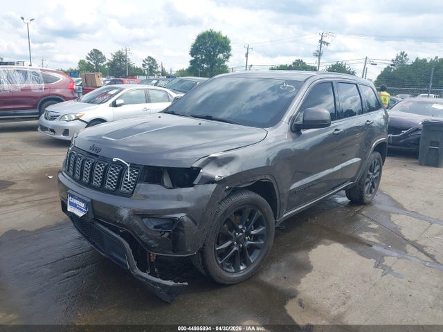 Jeep Grand Cherokee Altitude 4x4