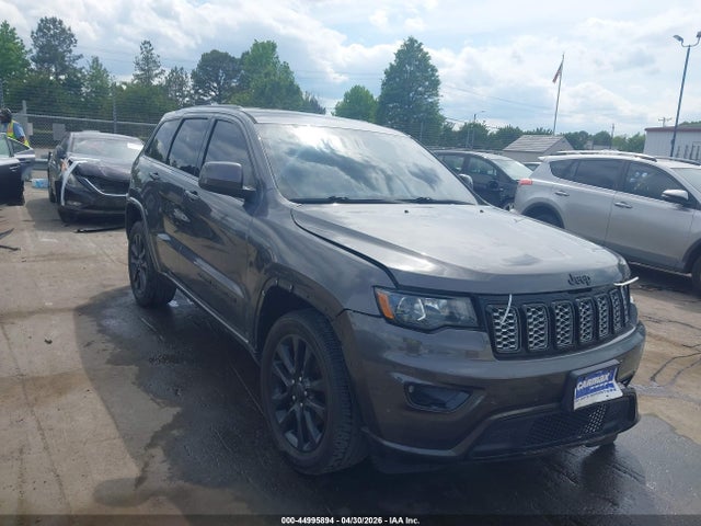 Salvage Jeep Grand Cherokee Image