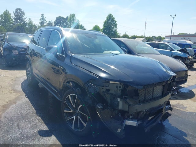 Salvage Volvo XC90 Image
